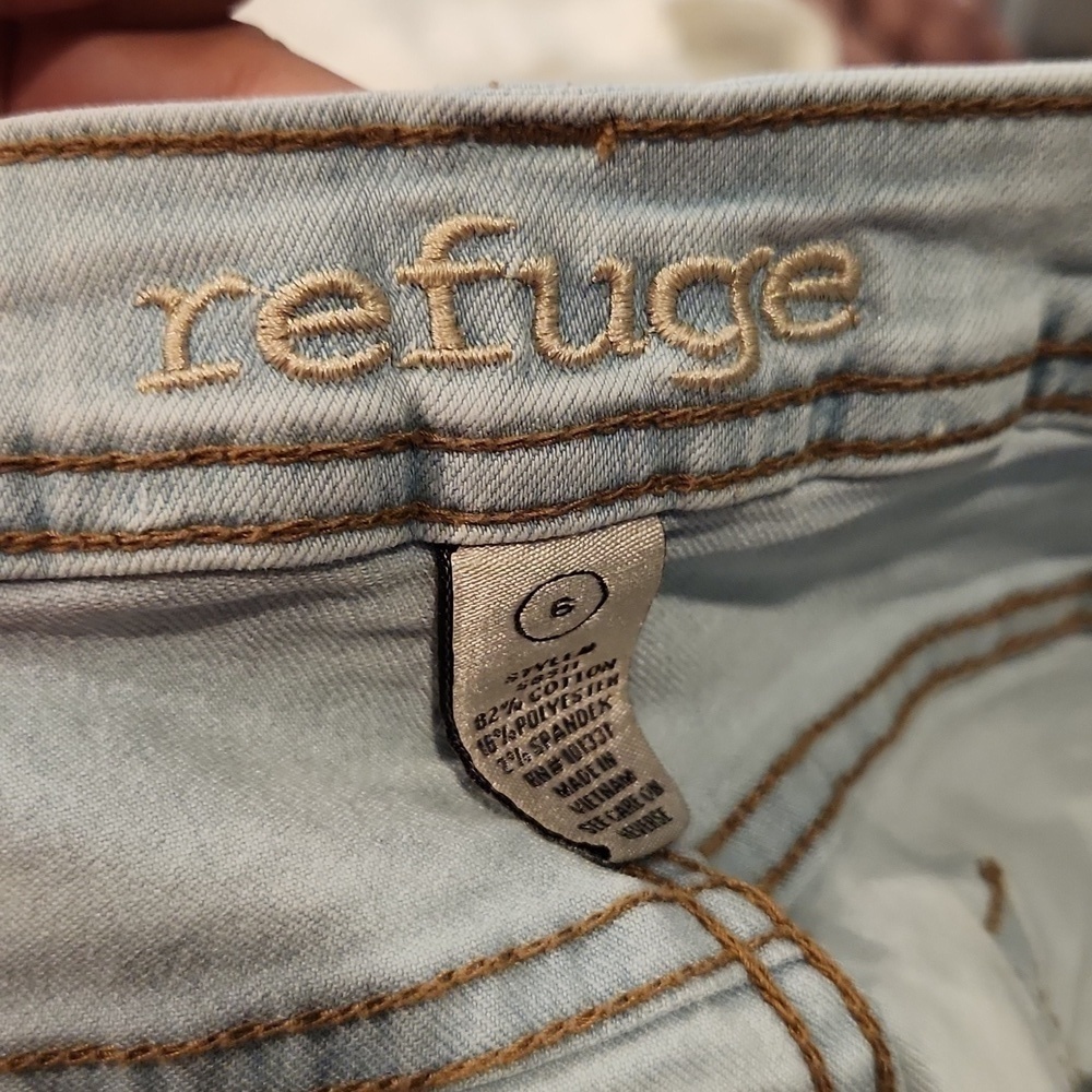 [Refuge] 2 Tone Cut Off Shorts - Size 6 - Picture 8 of 8